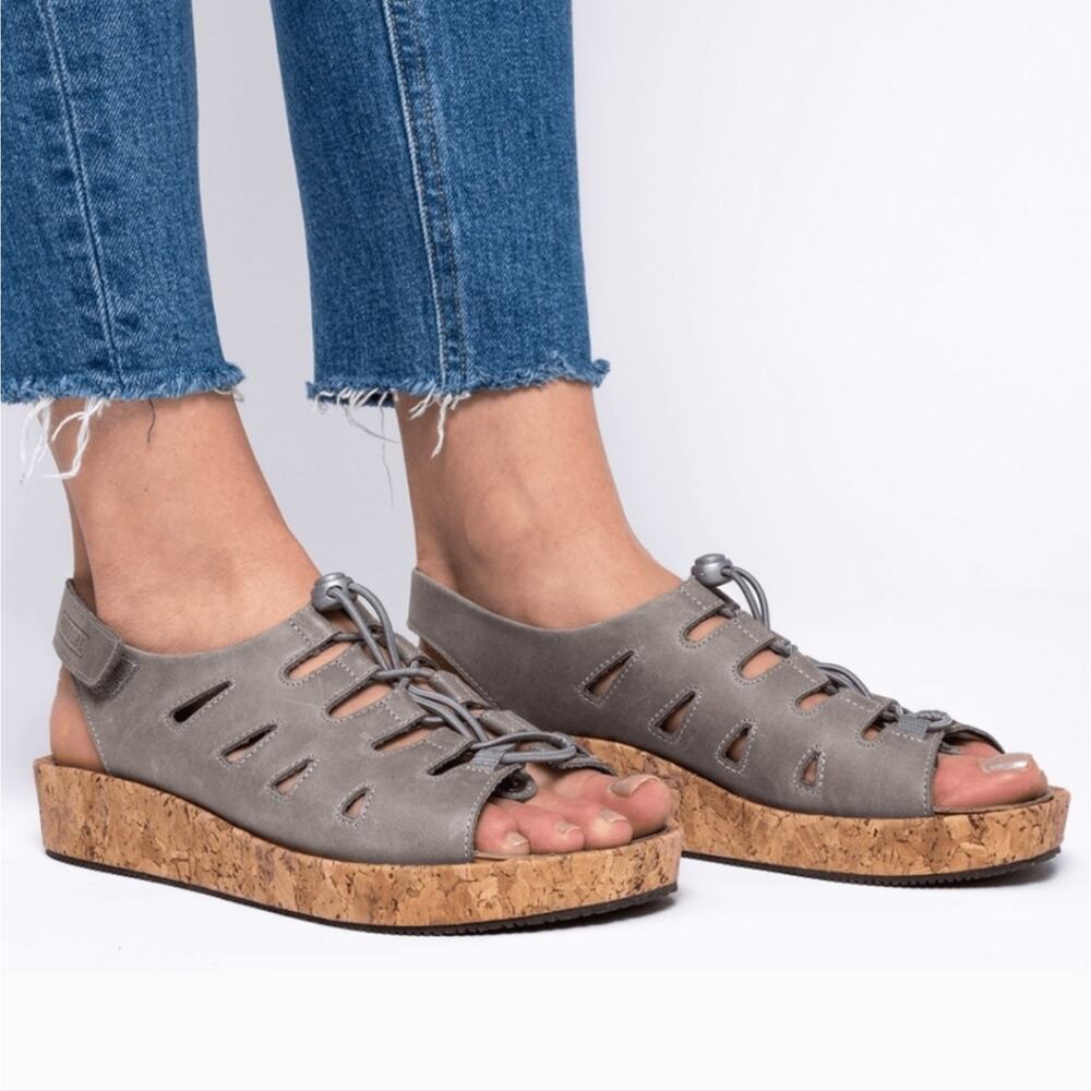 Pandere The Traveler Sandal Womens 10 Suede Leather Gray Post-surgery Adjustable